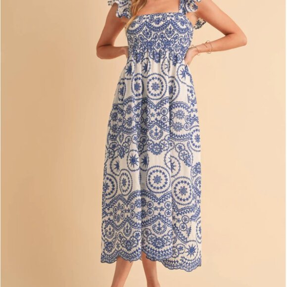 Blue and white embroidered midi dress - Picture 6 of 8